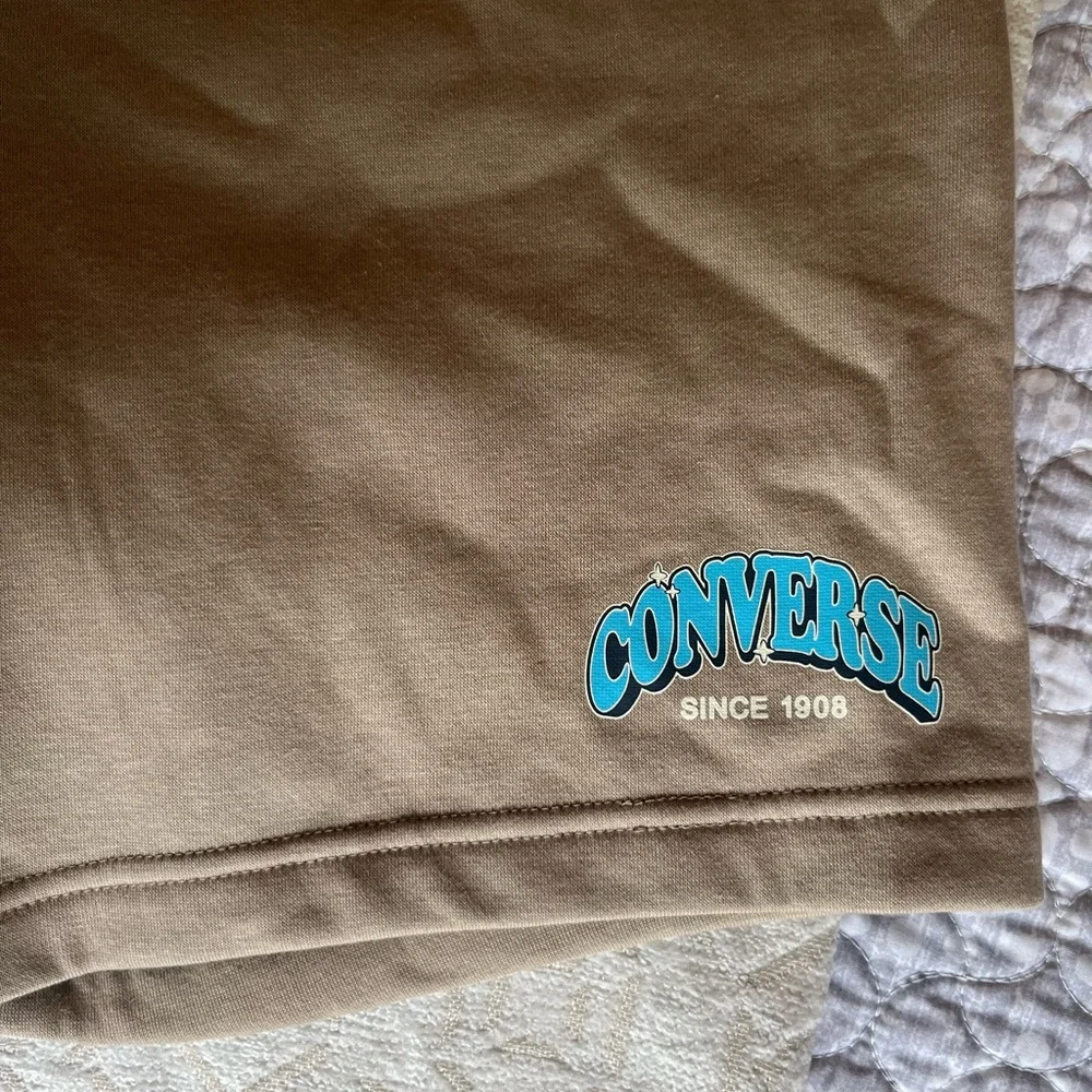 Converse Cream Tee and Brown Shorts Set. Boys size Large.